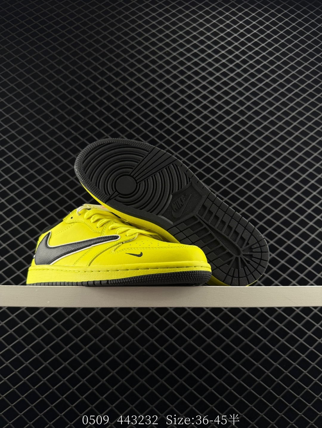 Travis Scott x Air Jordan 1 ” Reverse Mocha “